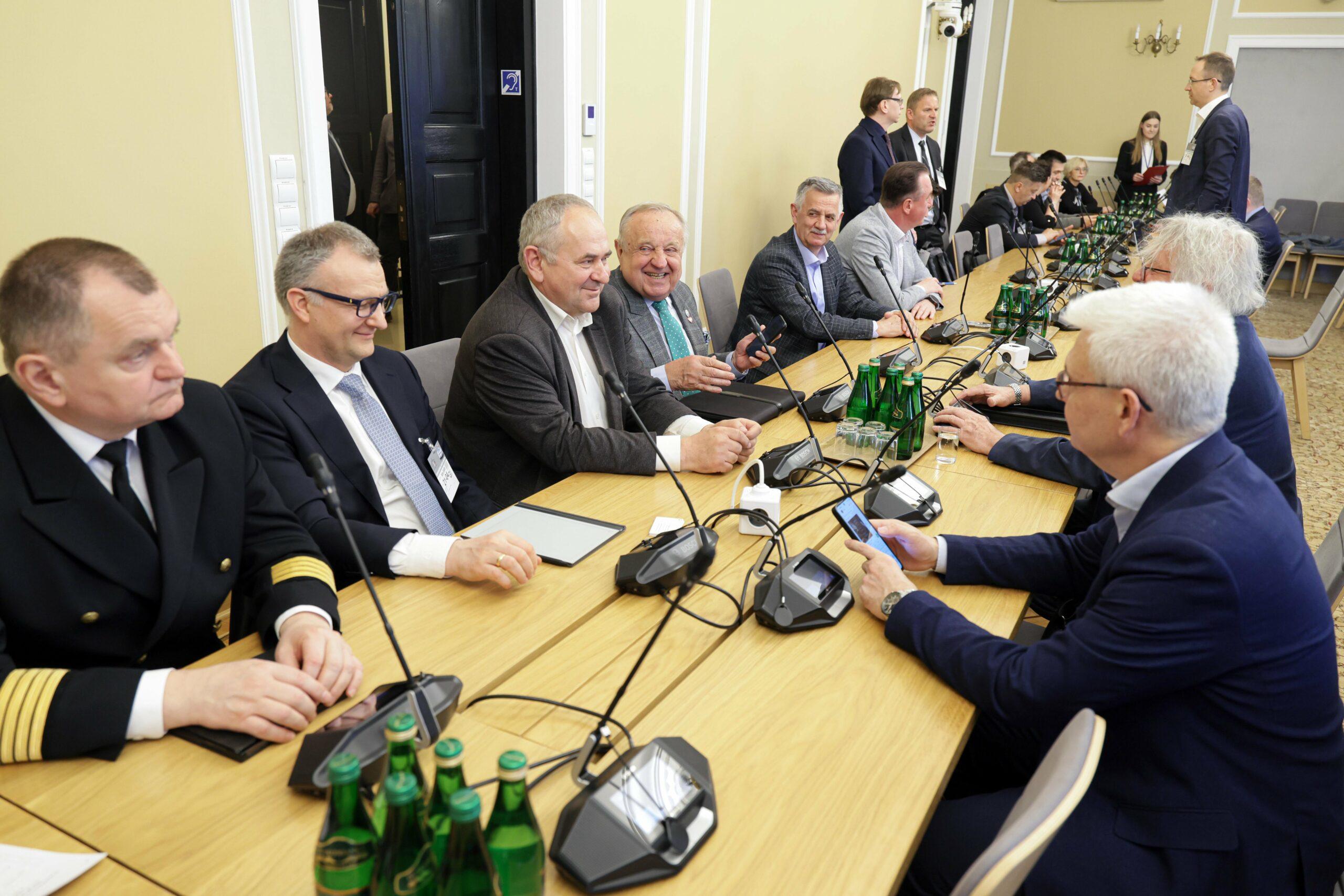 Posiedzenie senackich Komisji Klimatu i Środowiska oraz Gospodarki Narodowej i Innowacyjności, 21.04.2026